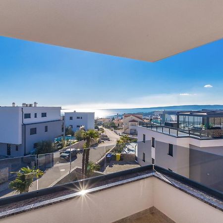 Apartments Luca クルク エクステリア 写真